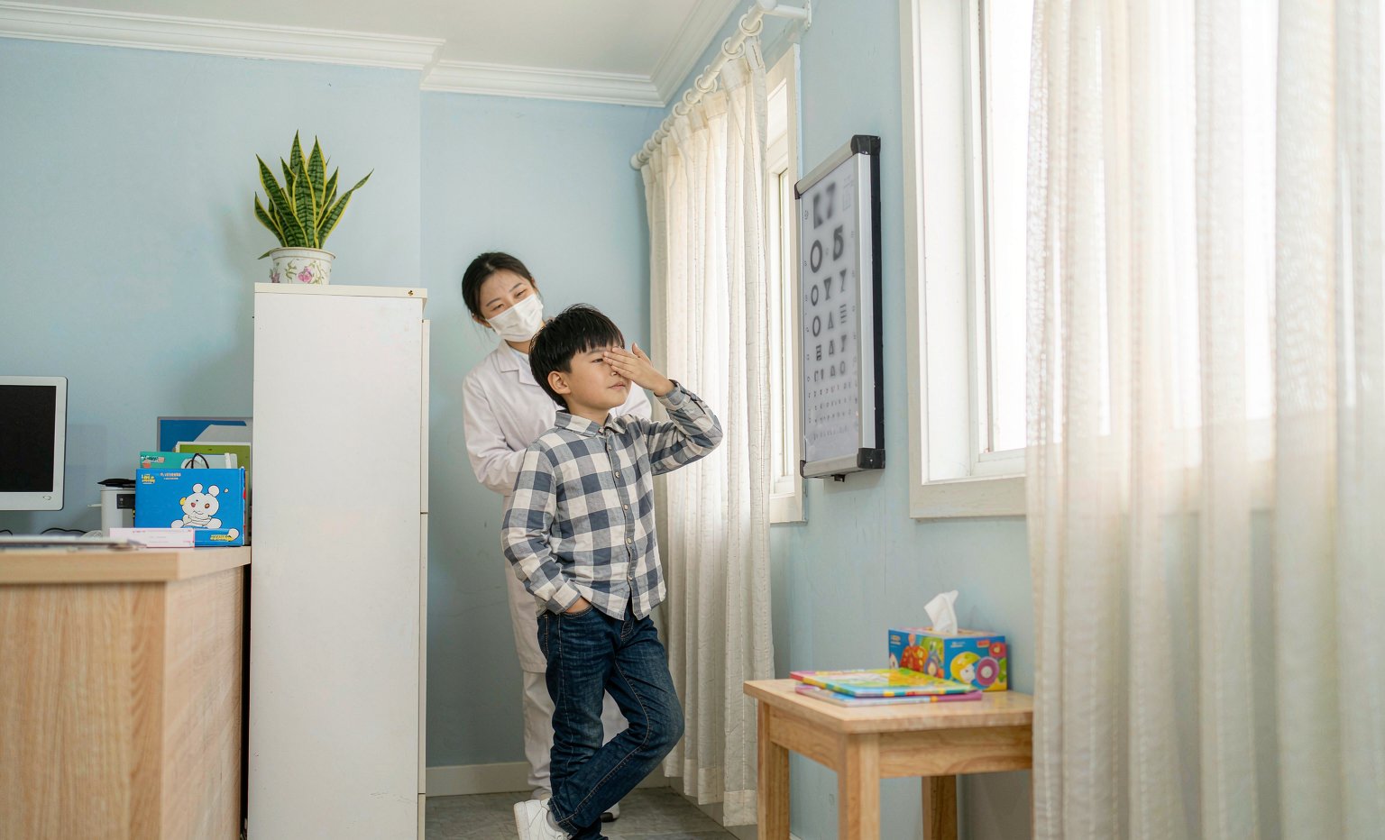 儿童视力检查多久做一次？家长必看的视力监测指南(图1)